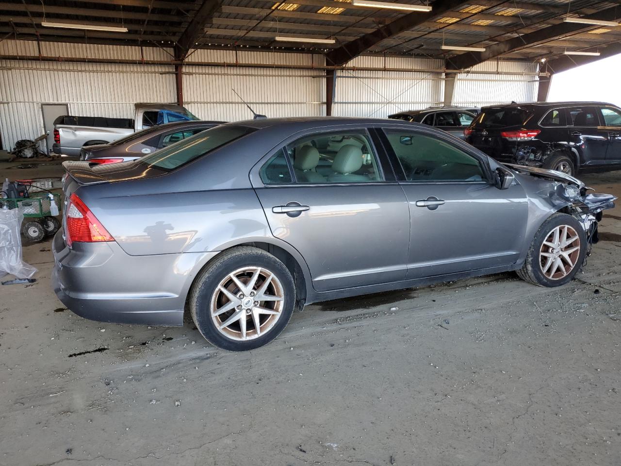 2010 Ford Fusion - Image 3