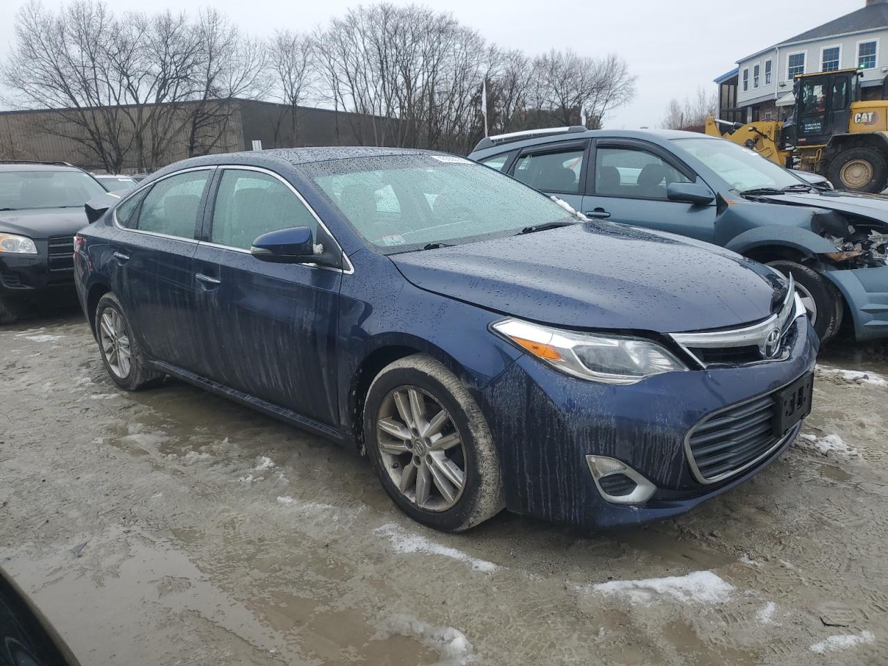 2013 Toyota Avalon - Image 4