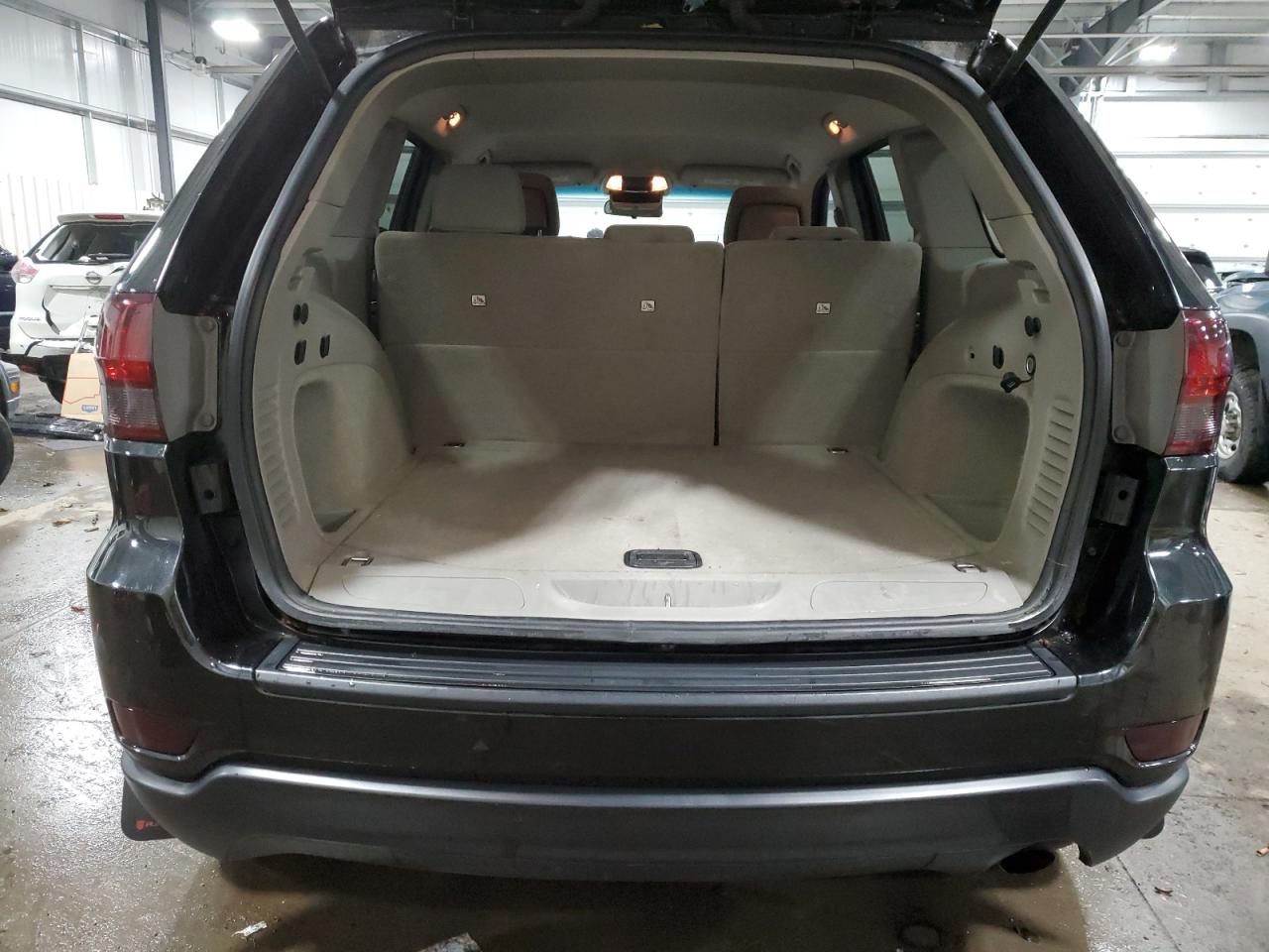 2013 Jeep Grand Cherokee - Image 6