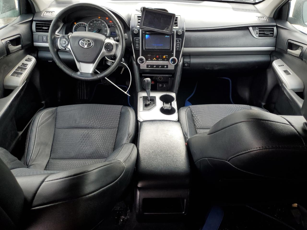 2013 Toyota Camry - Image 8