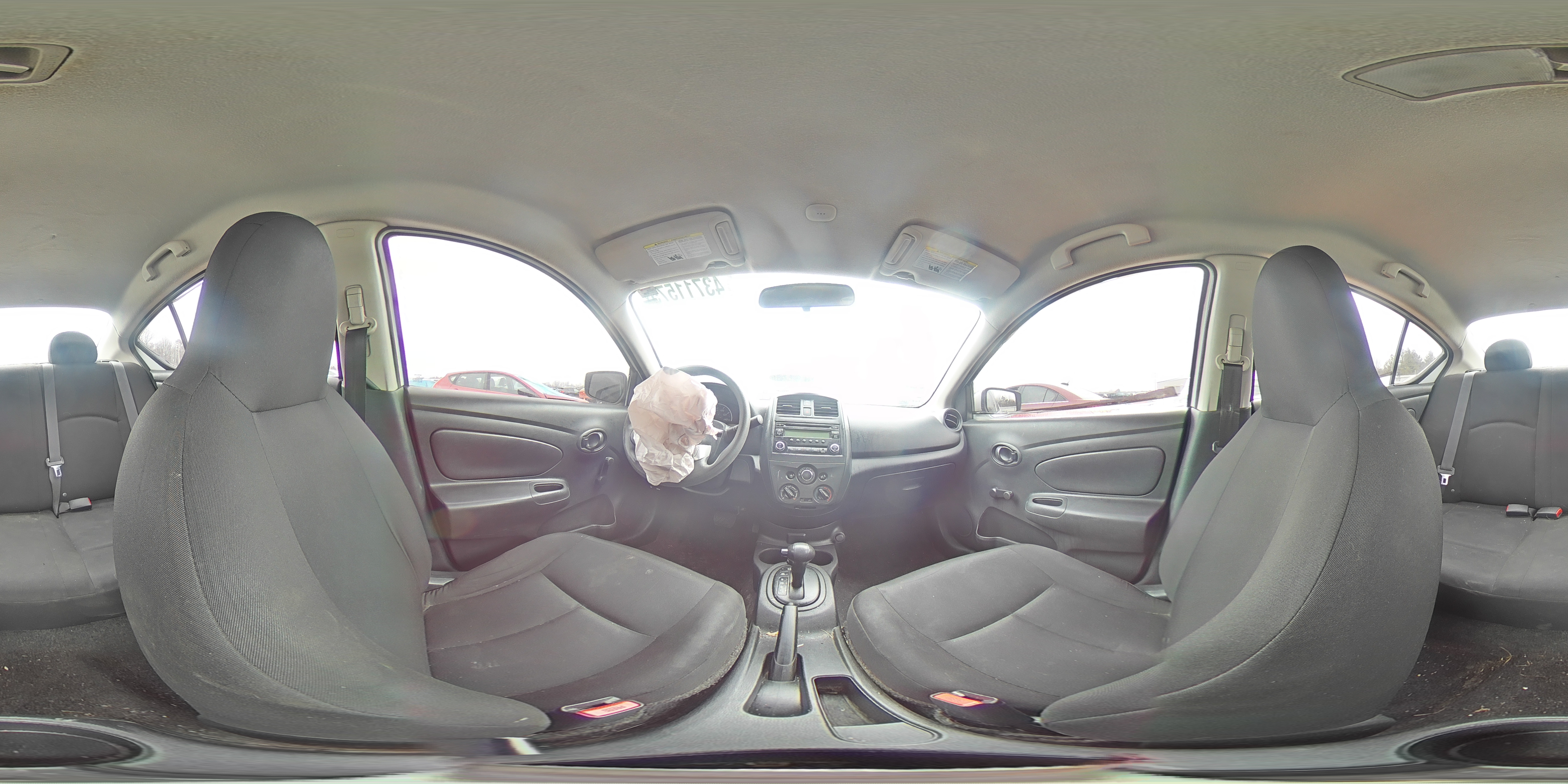 2017 Nissan Versa - Image 13