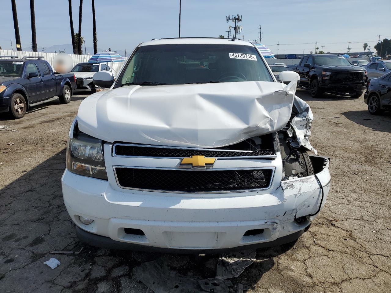 2014 Chevrolet Suburban - Image 5