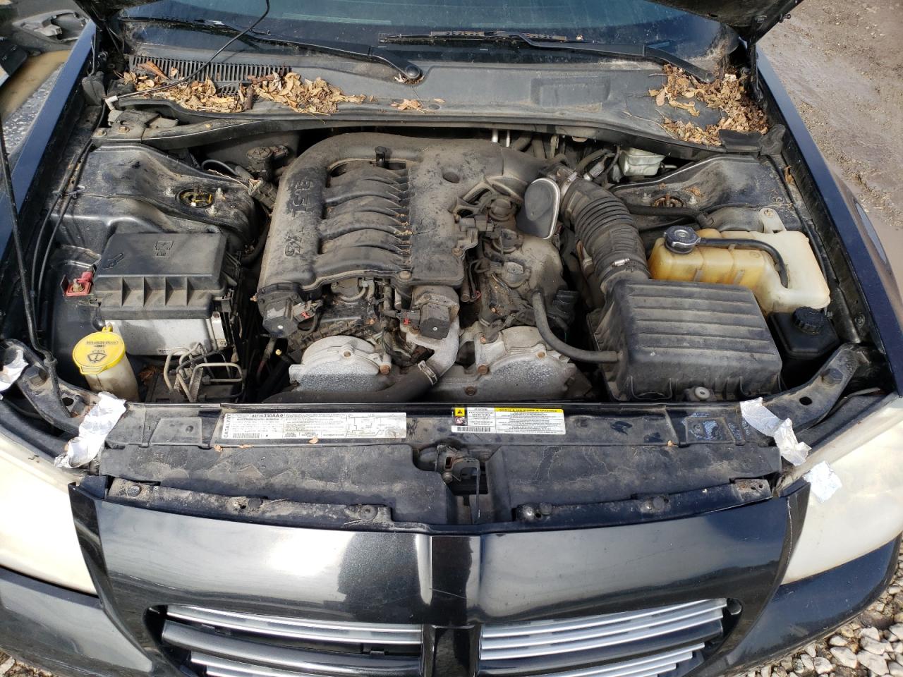 2007 Dodge Magnum - Image 11