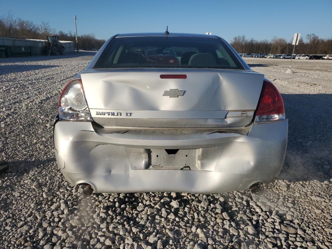 2016 Chevrolet Impala - Image 6