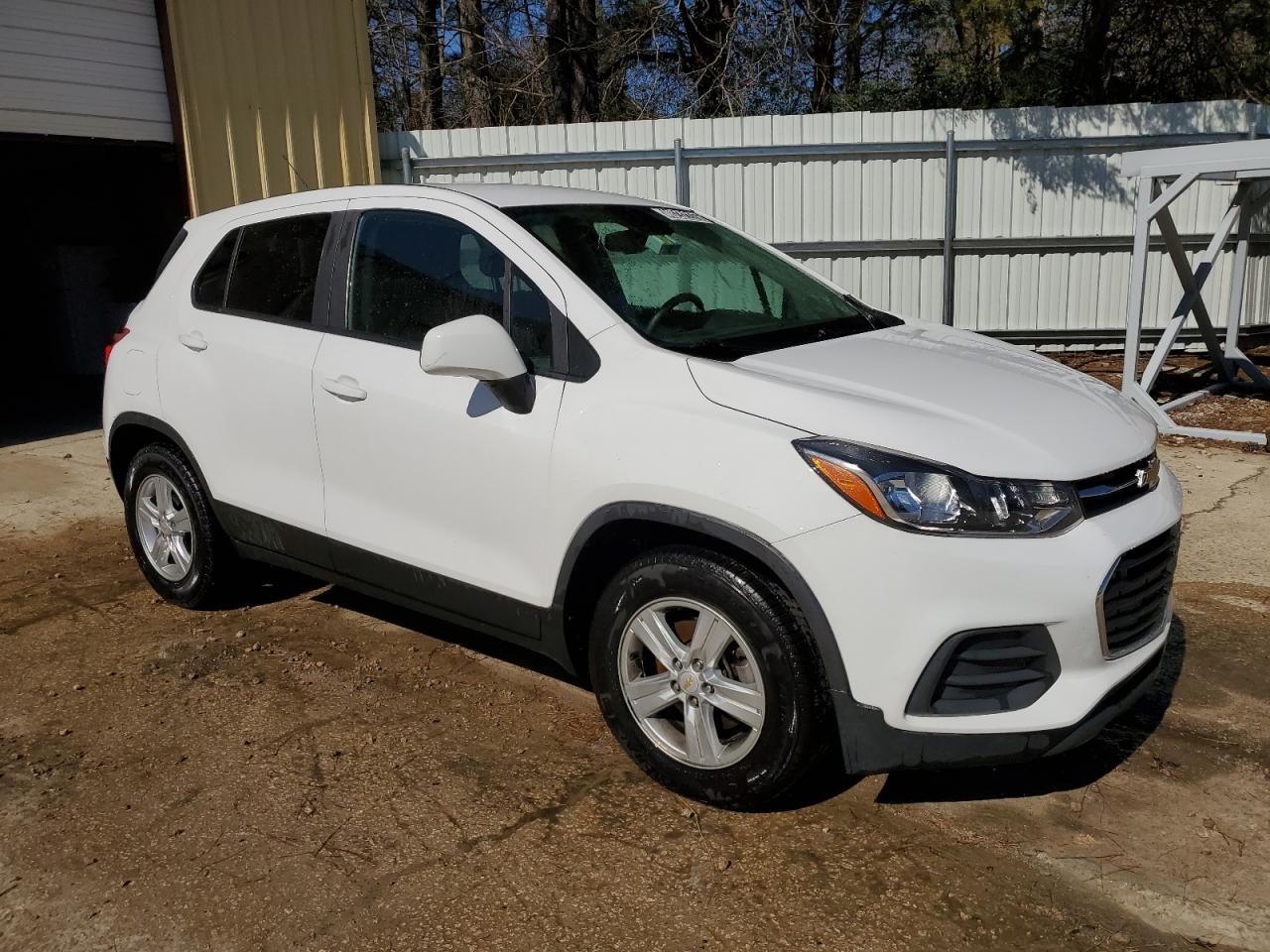 2020 Chevrolet Trax - Image 4