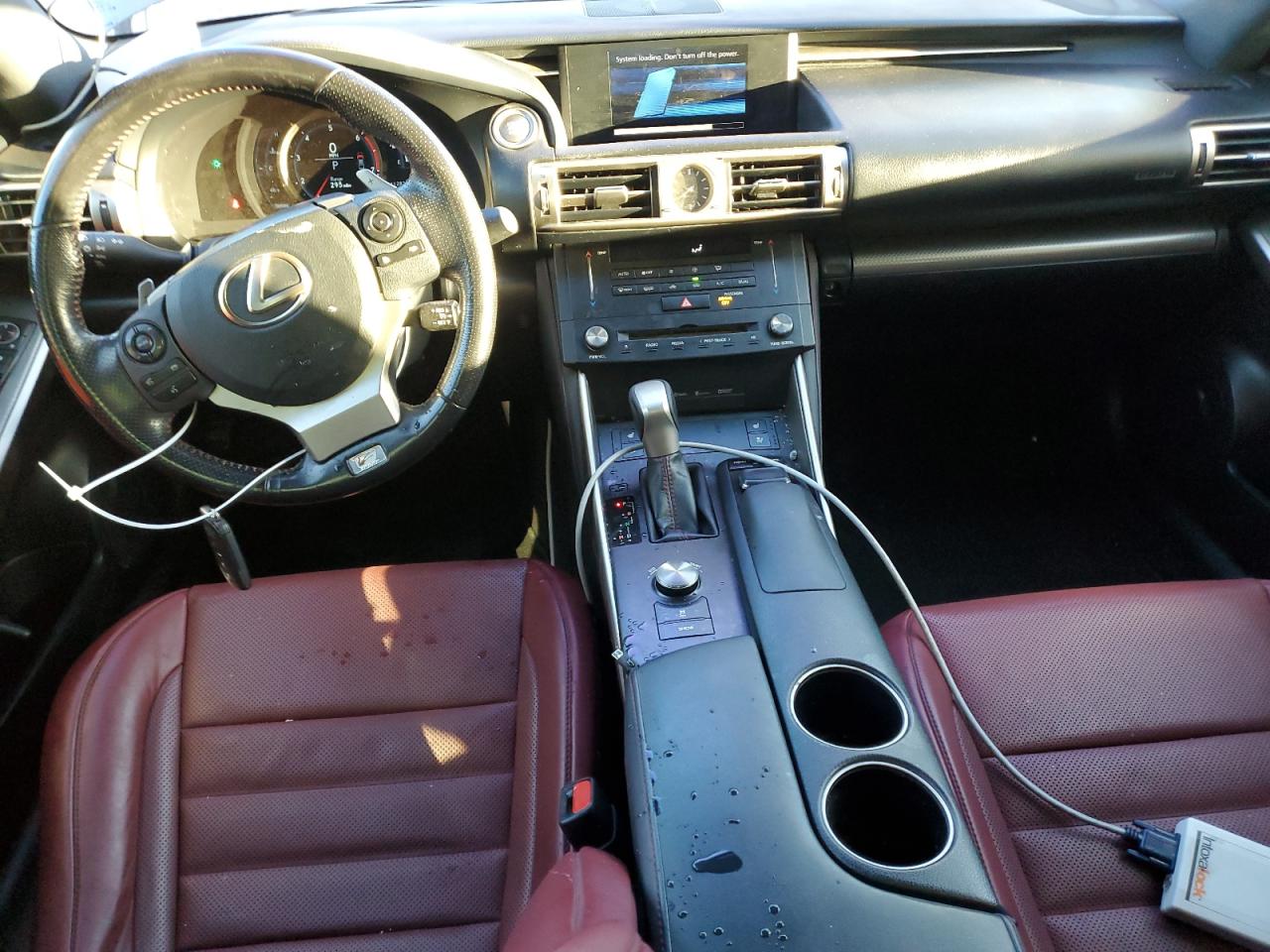 2016 Lexus IS - Image 8