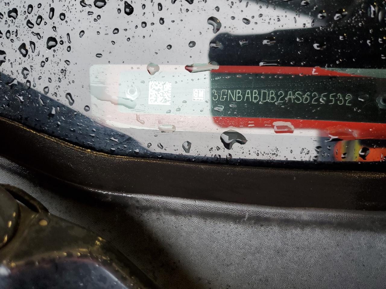 2010 Chevrolet HHR - Image 12