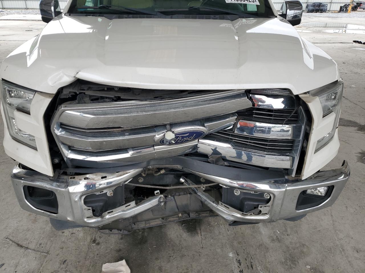 2015 Ford F-150 - Image 11