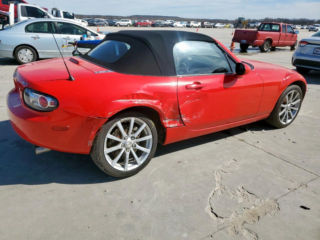 2006 Mazda MX-5 - Image 3