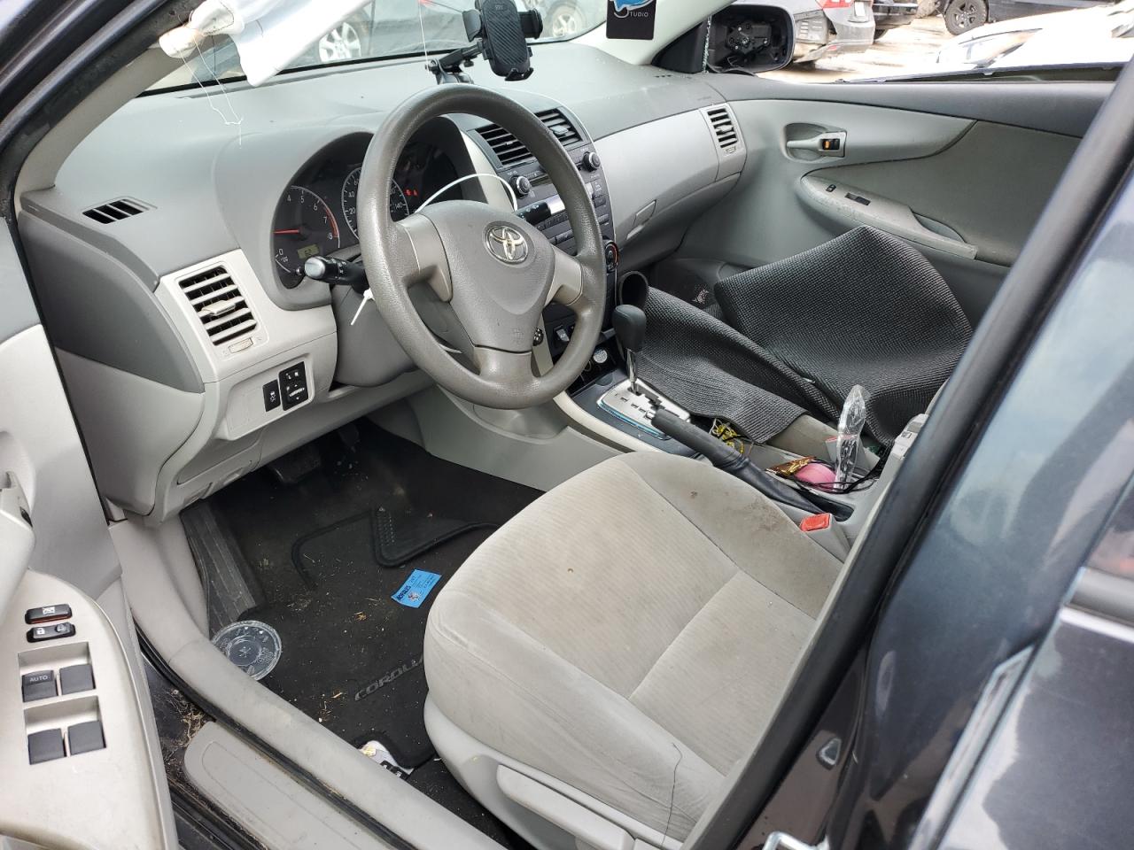 2010 Toyota Corolla - Image 8