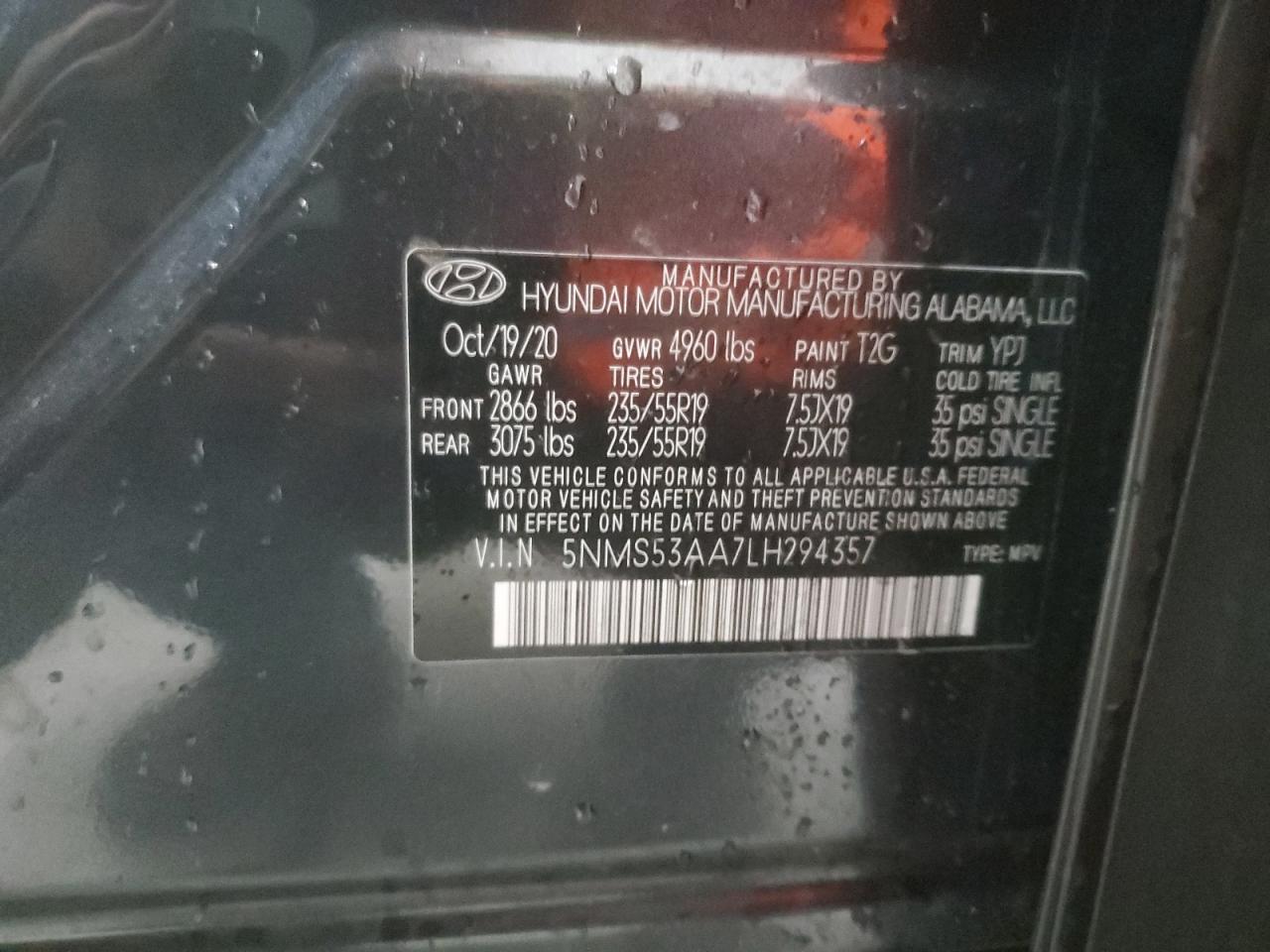 2020 Hyundai Santa Fe - Image 13