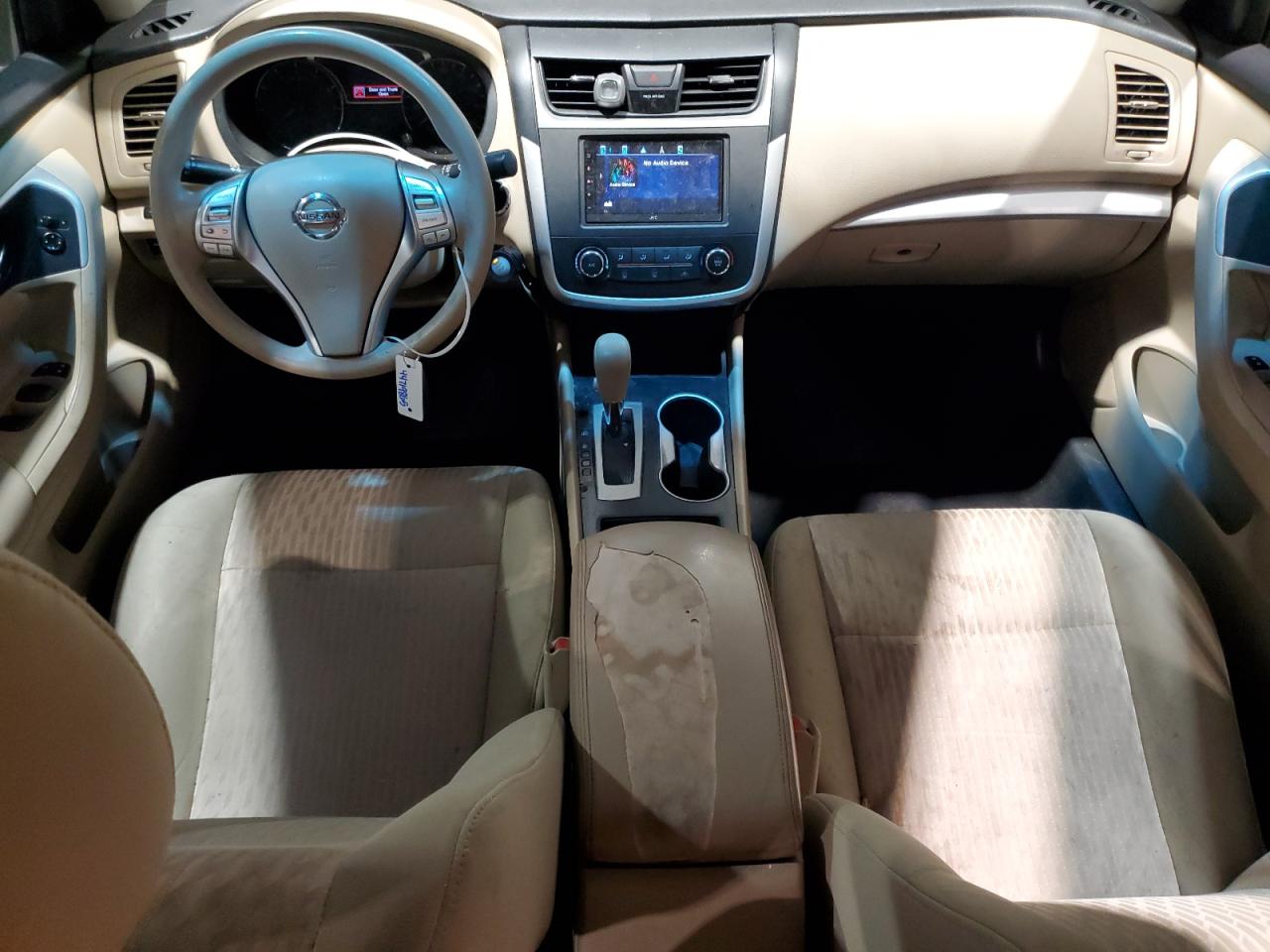 2016 Nissan Altima - Image 8
