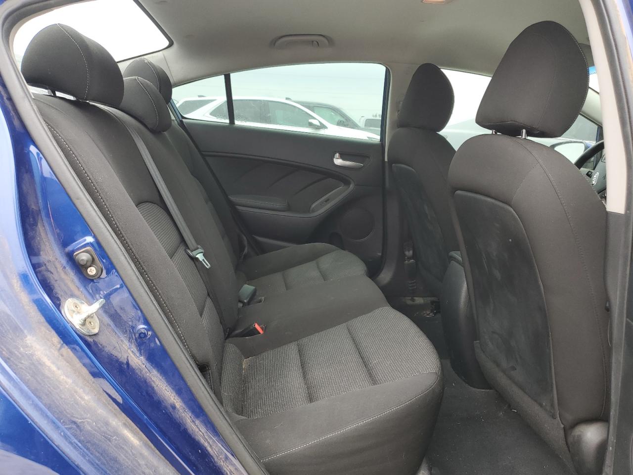 2017 Kia Forte - Image 10