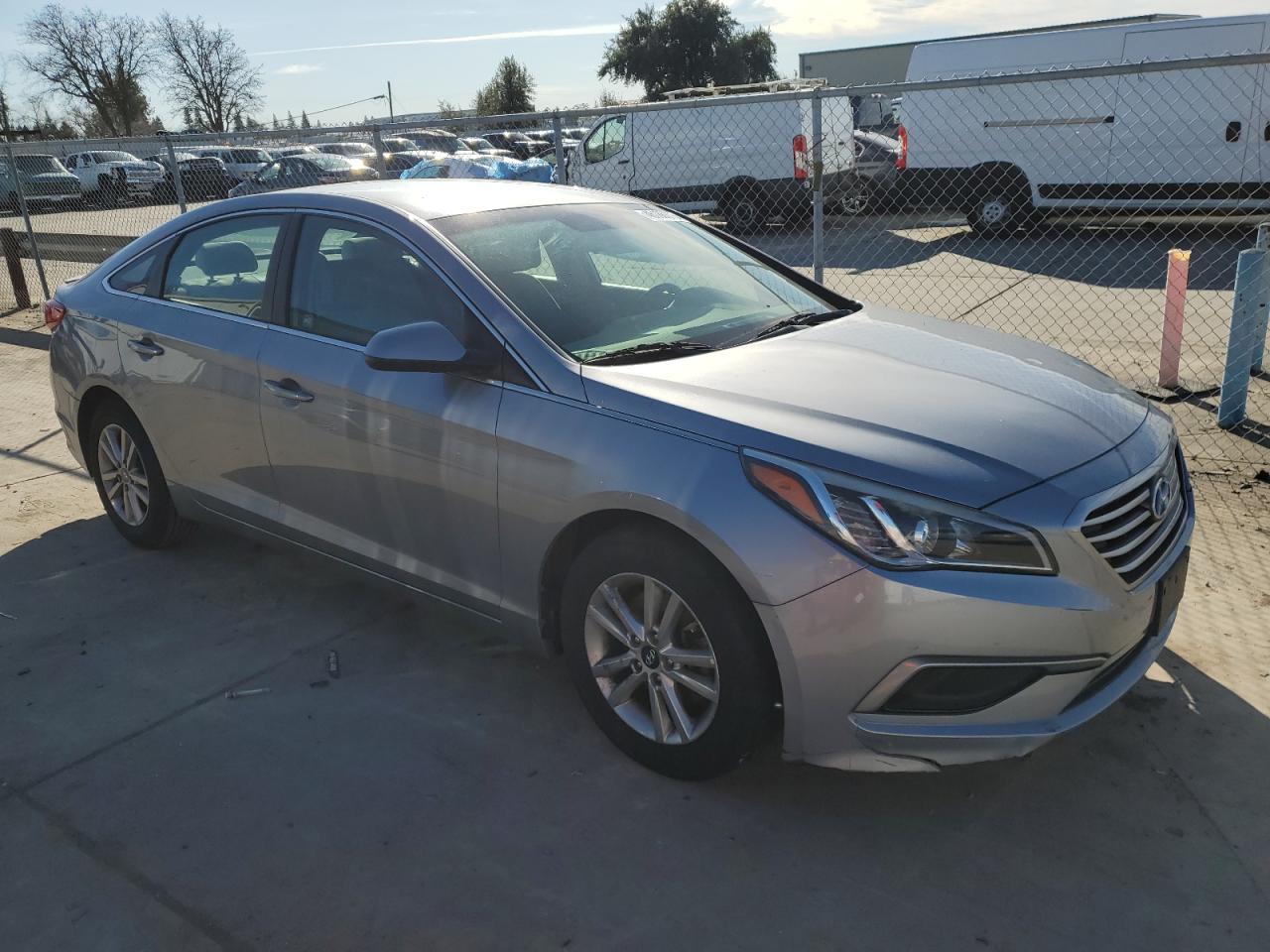 2017 Hyundai Sonata - Image 4