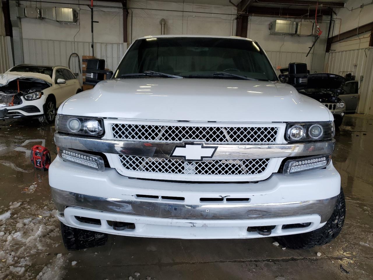 2002 Chevrolet Silverado - Image 5