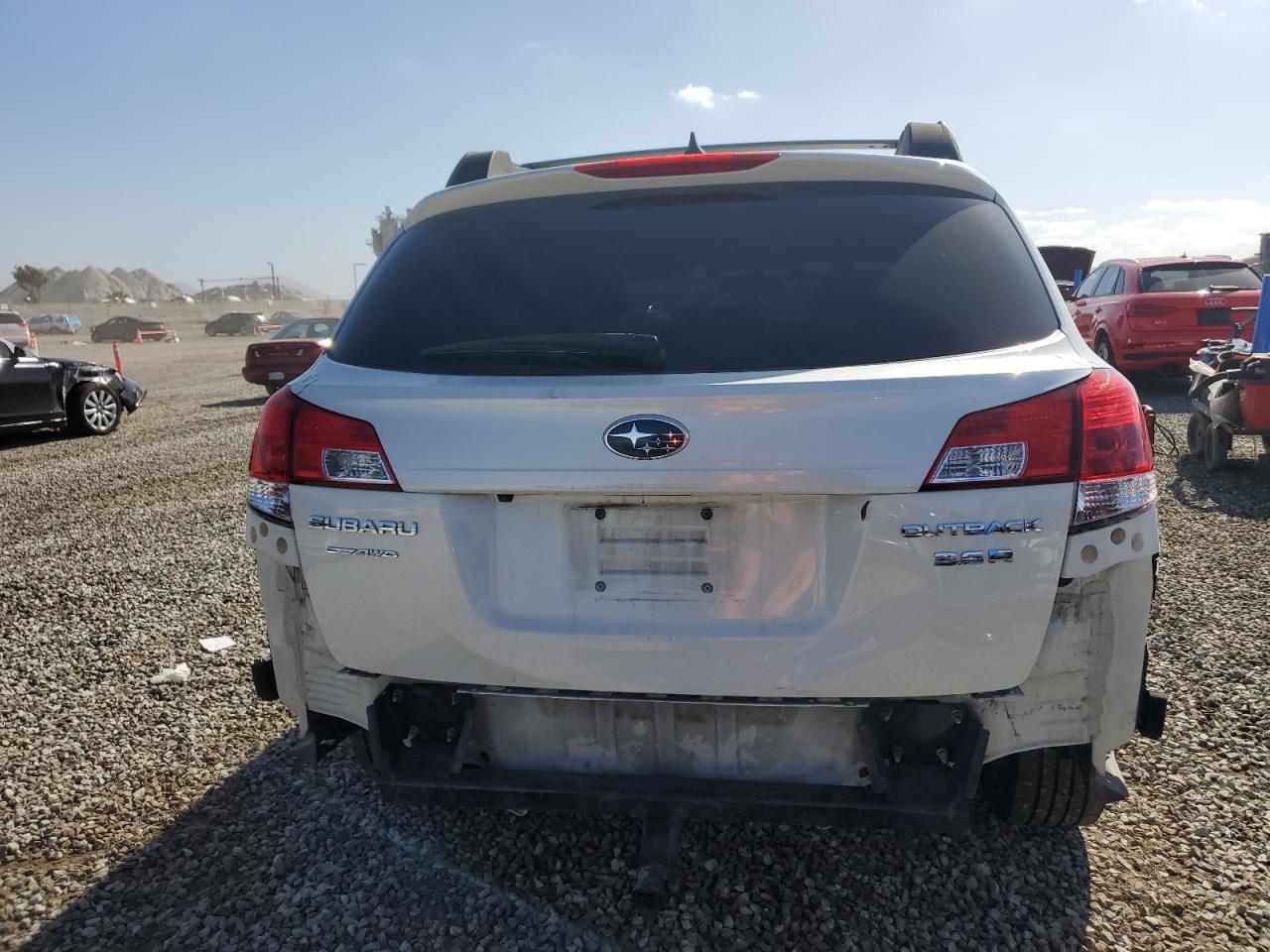 2014 Subaru Outback - Image 6
