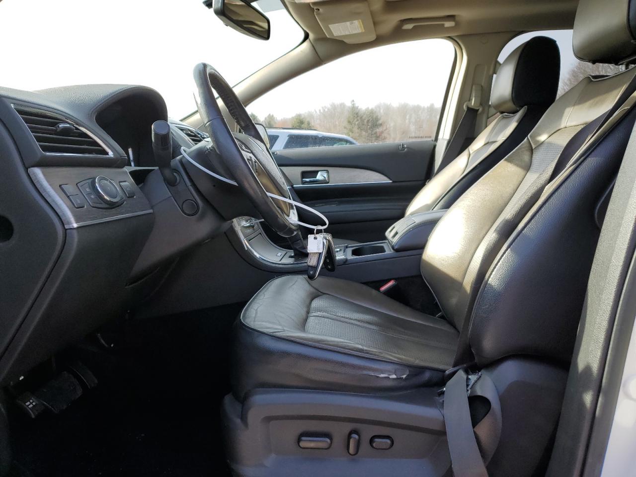 2012 Lincoln MKX - Image 7