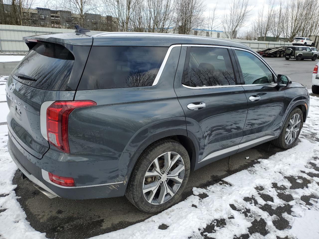 2022 Hyundai Palisade - Image 3