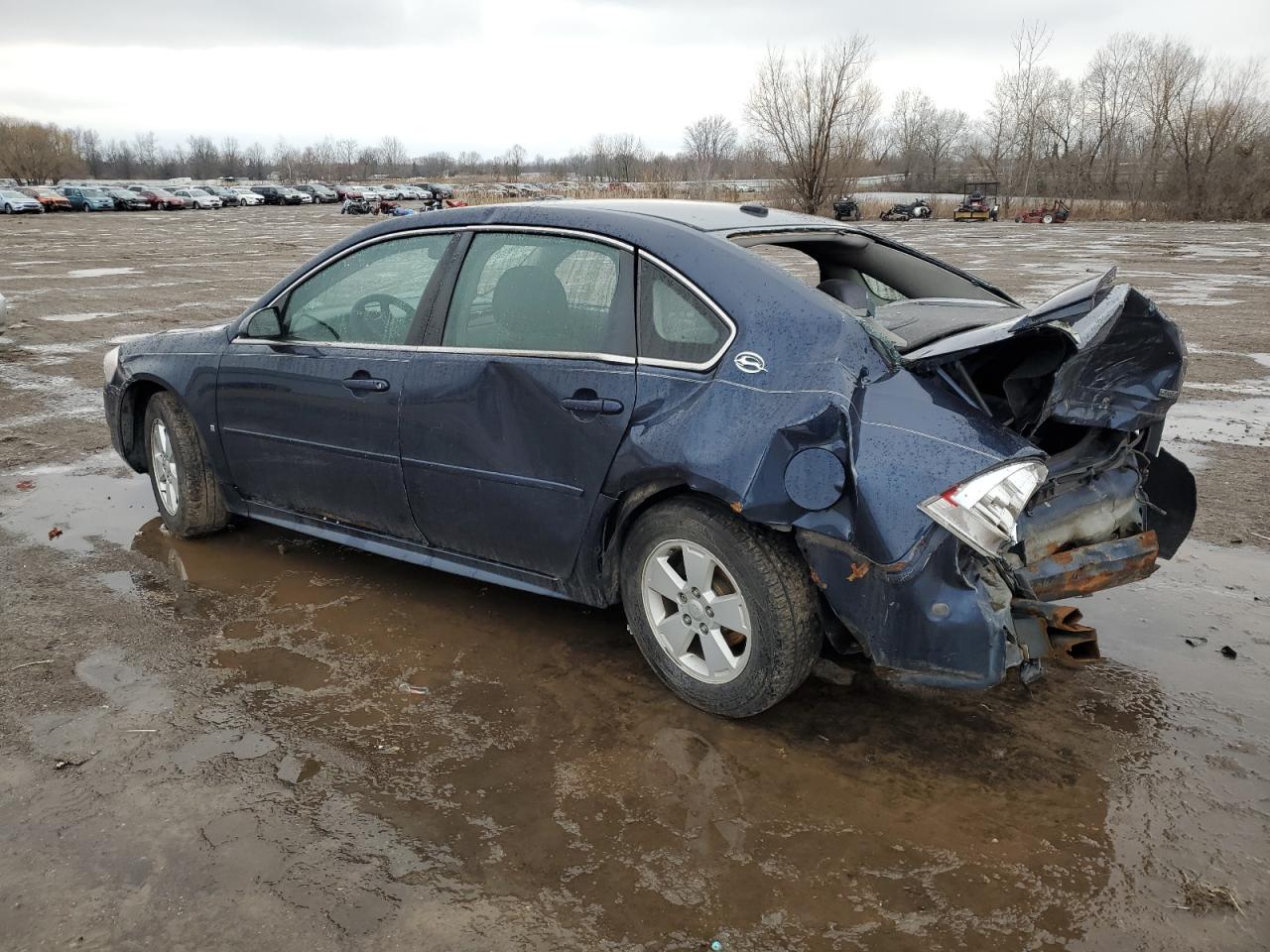 2009 Chevrolet Impala - Image 2