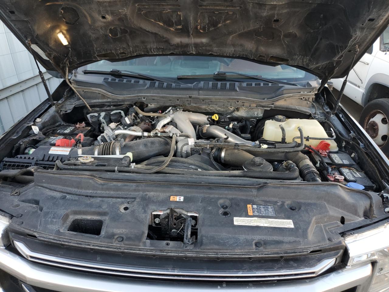 2020 Ford F250 - Image 11