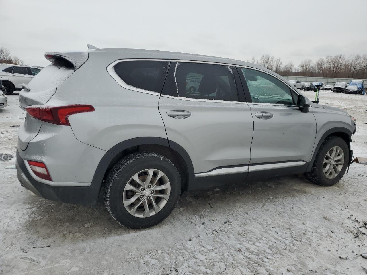 2020 Hyundai Santa Fe - Image 3