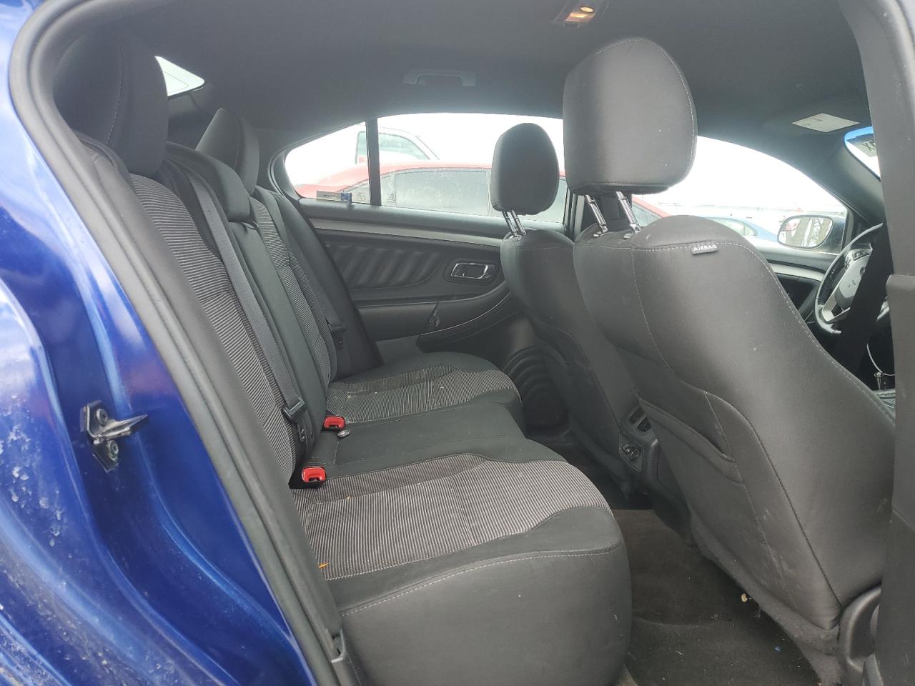 2013 Ford Taurus - Image 10