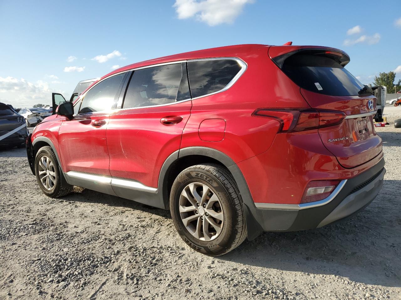 2020 Hyundai Santa Fe - Image 2