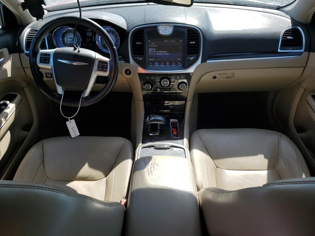 2013 Chrysler 300 - Image 8