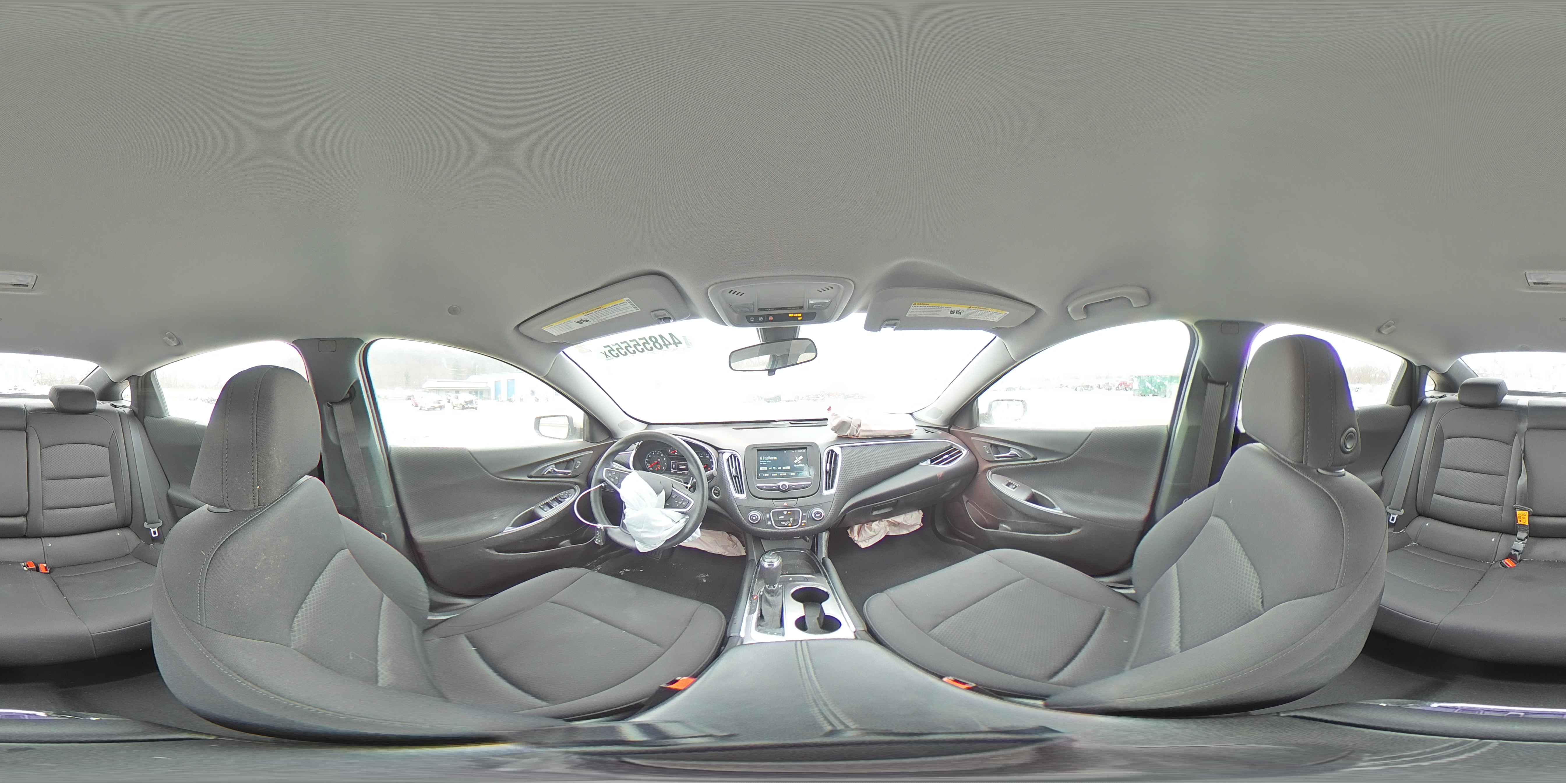 2018 Chevrolet Malibu - Image 12