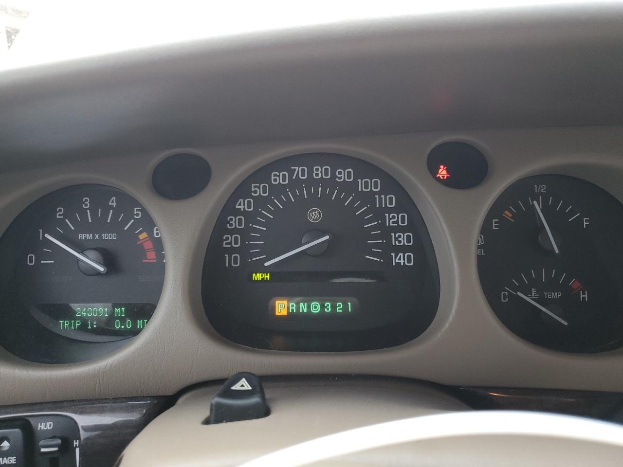 2003 Buick LeSabre - Image 9