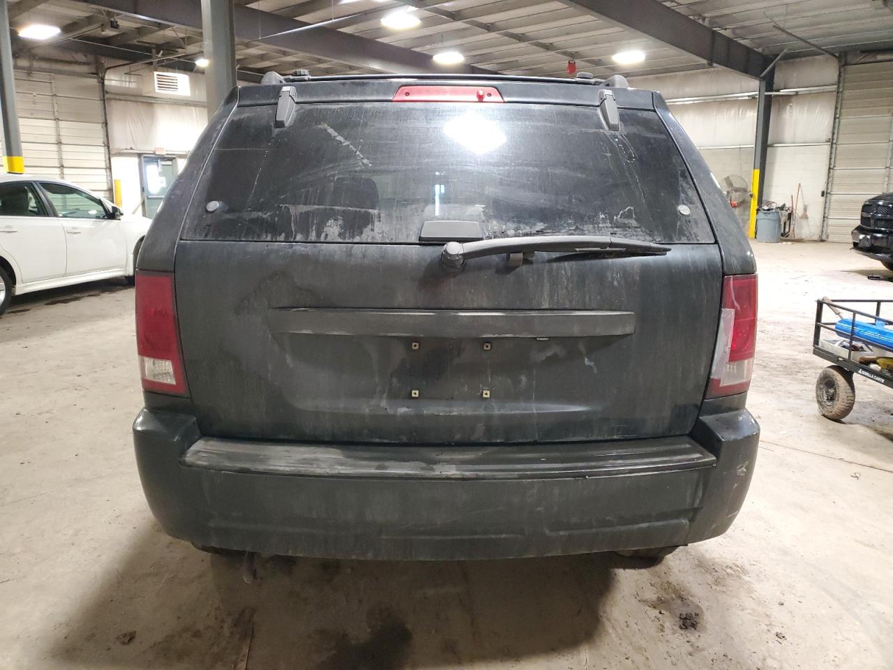 2008 Jeep Grand Cherokee - Image 6
