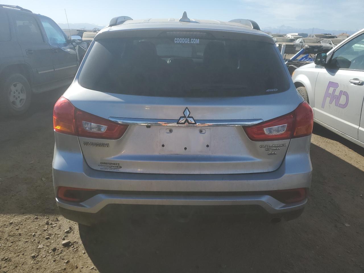 2018 Mitsubishi Outlander - Image 6