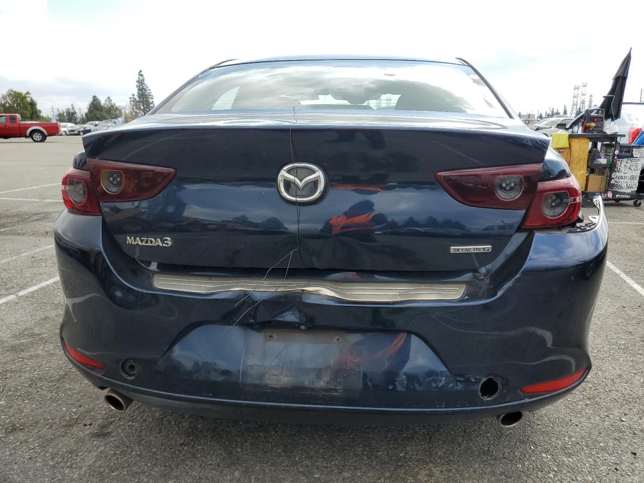2021 Mazda 3 - Image 6