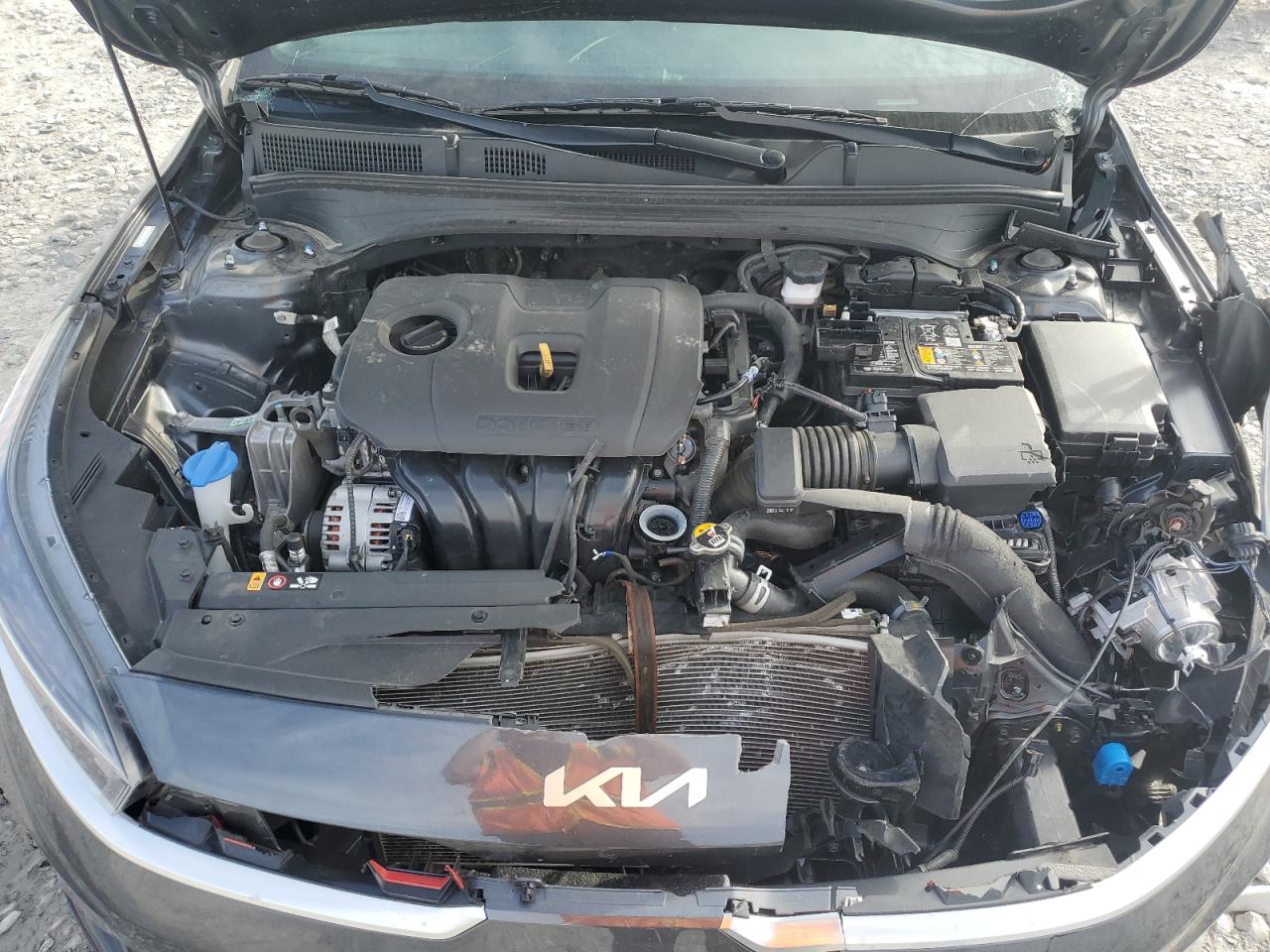 2023 Kia Forte - Image 12