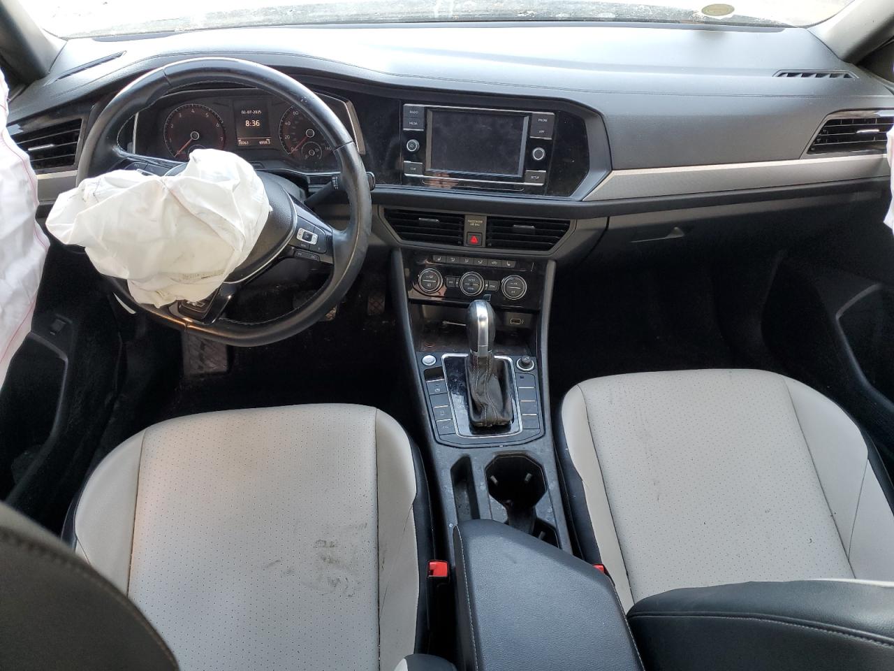 2019 Volkswagen Jetta - Image 8