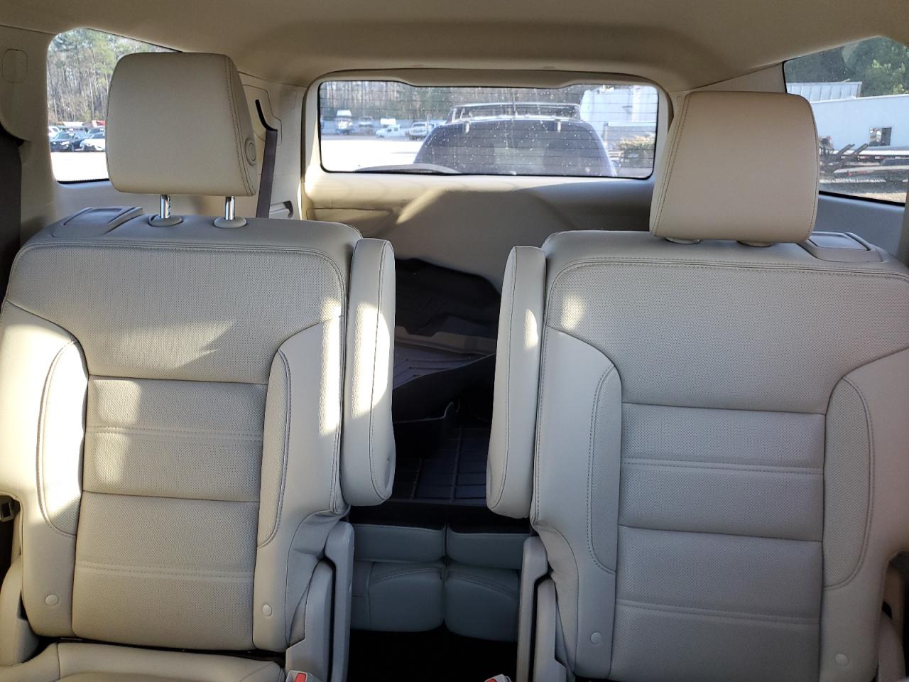 2019 GMC Acadia - Image 10