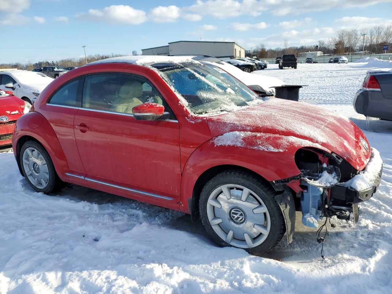 2018 Volkswagen Beetle - Image 4