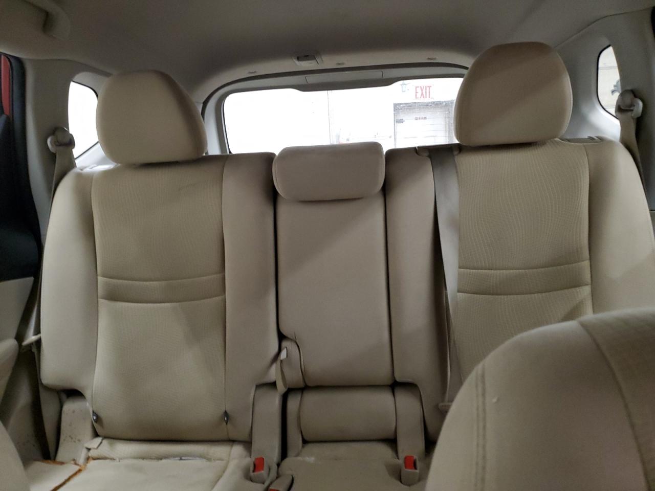 2015 Nissan Rogue - Image 10