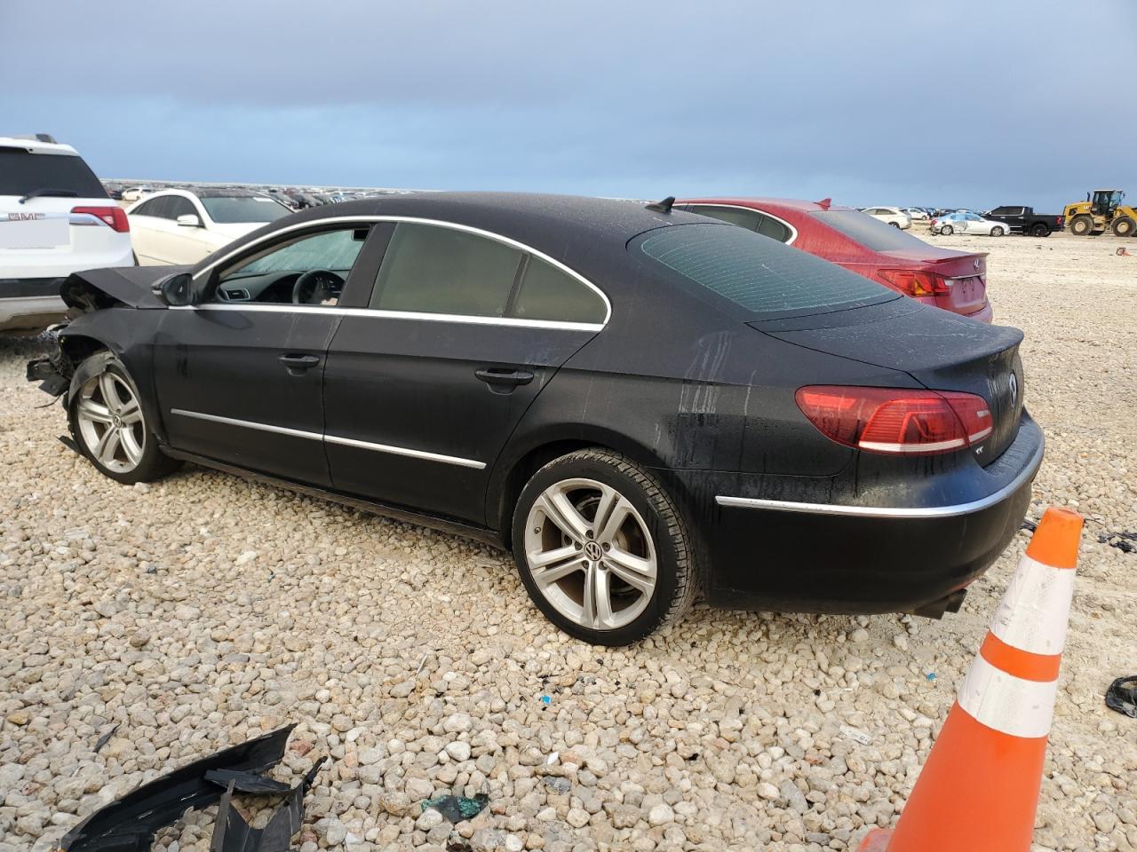 2013 Volkswagen Passat CC - Image 2