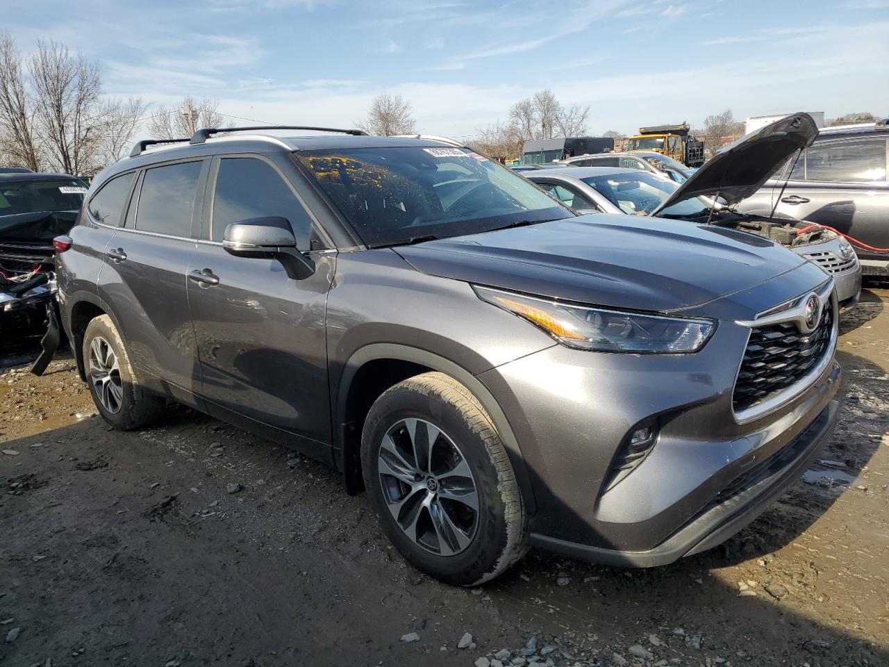 2023 Toyota Highlander - Image 4