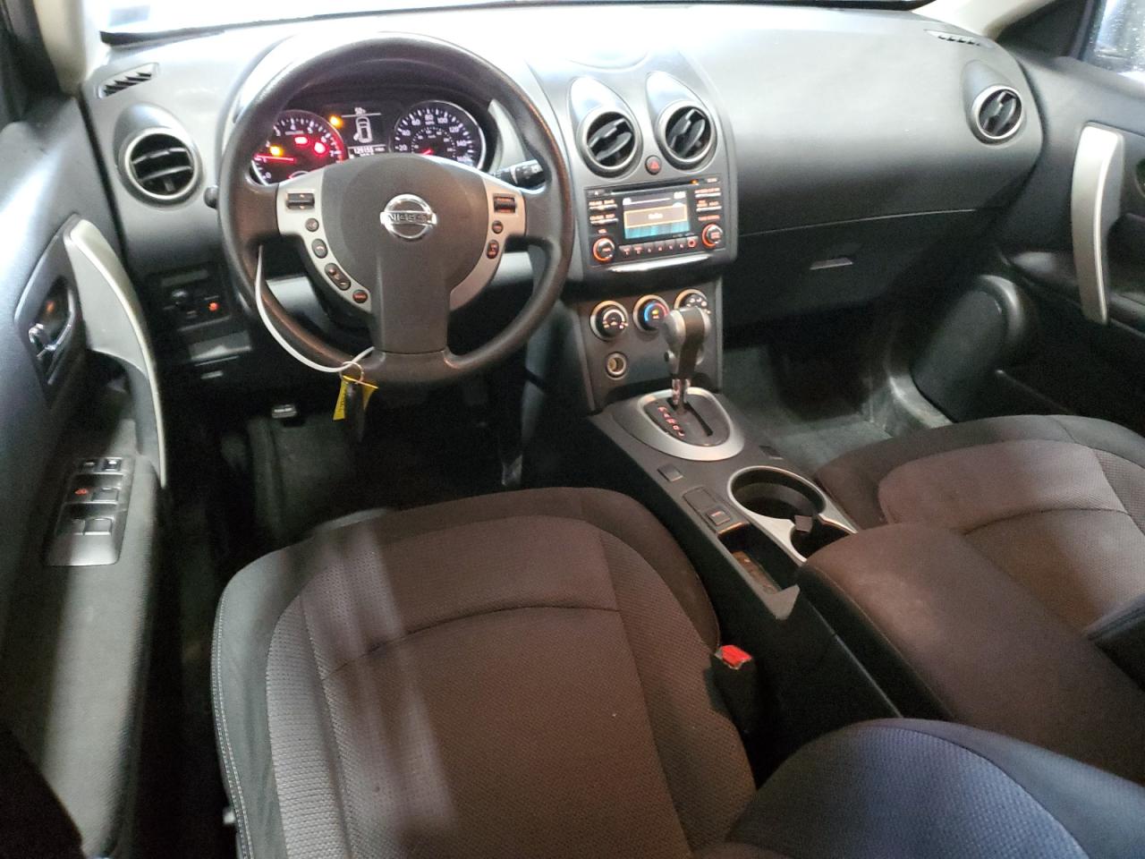 2013 Nissan Rogue - Image 8