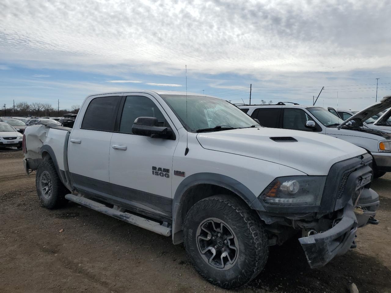 2015 RAM 1500 - Image 4