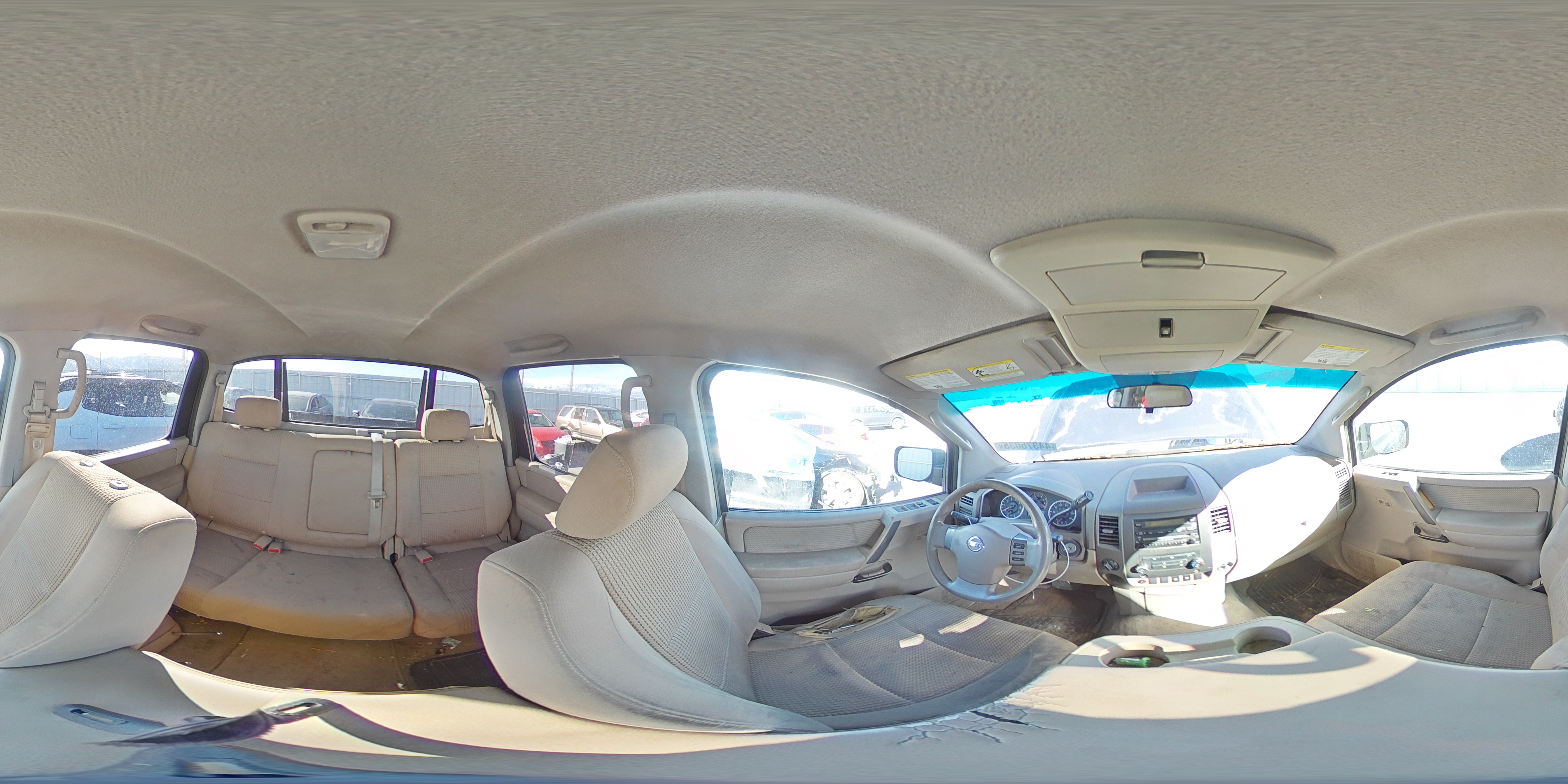 2011 Nissan Titan - Image 13