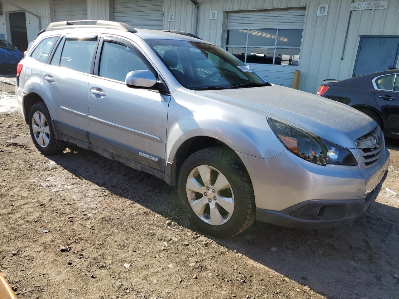 2012 Subaru Outback - Image 4