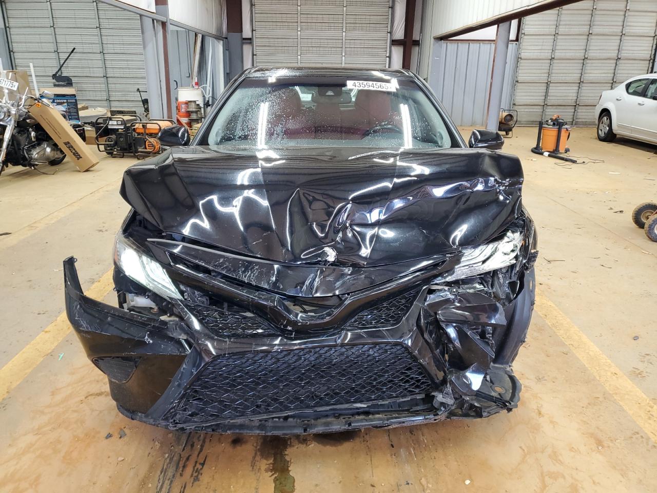 2019 Toyota Camry - Image 5