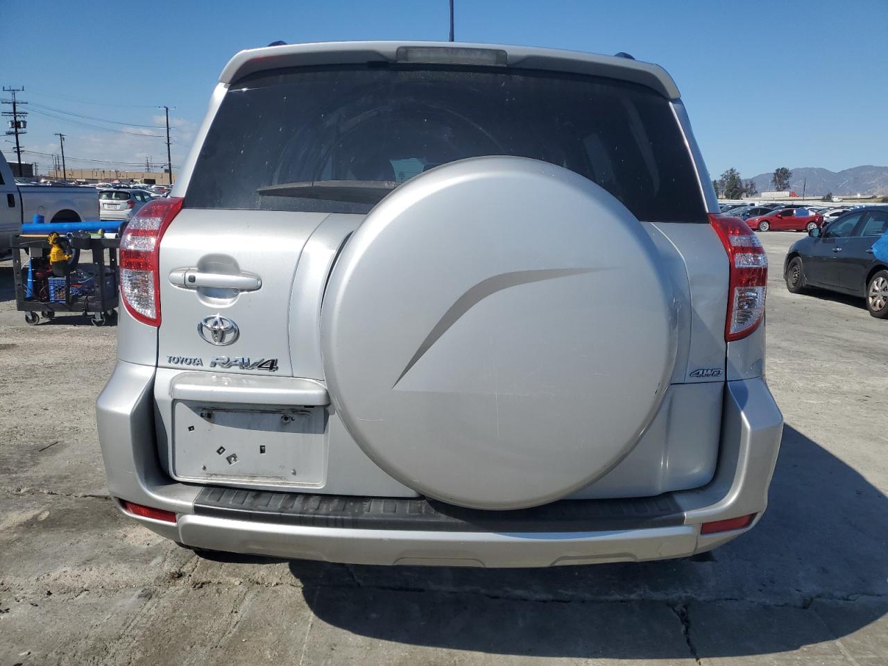 2009 Toyota RAV 4 - Image 6