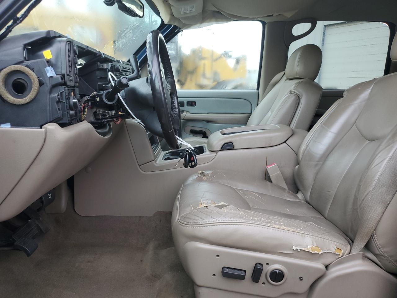 2006 Chevrolet Silverado - Image 7
