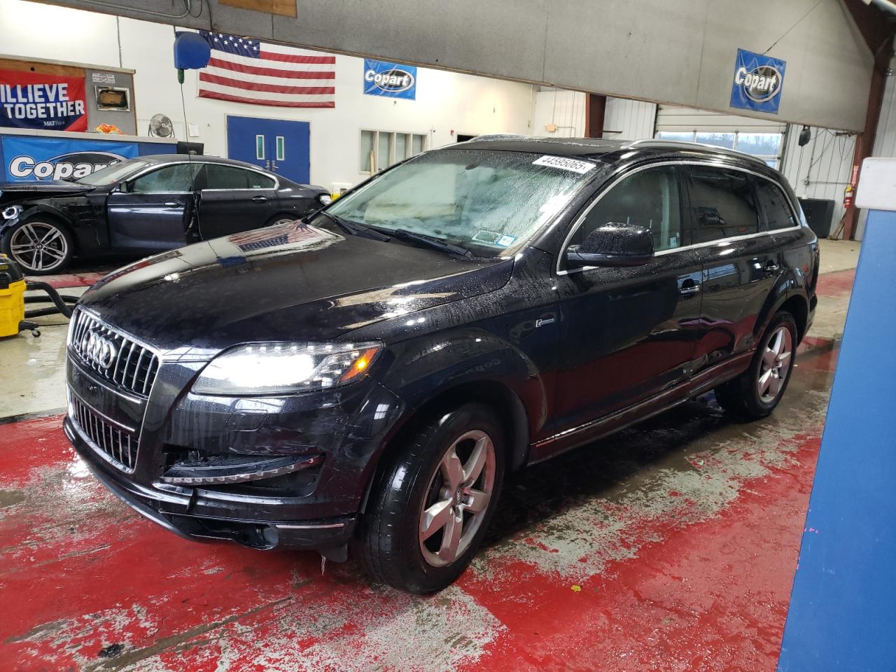 2015 Audi Q7 - Image 1