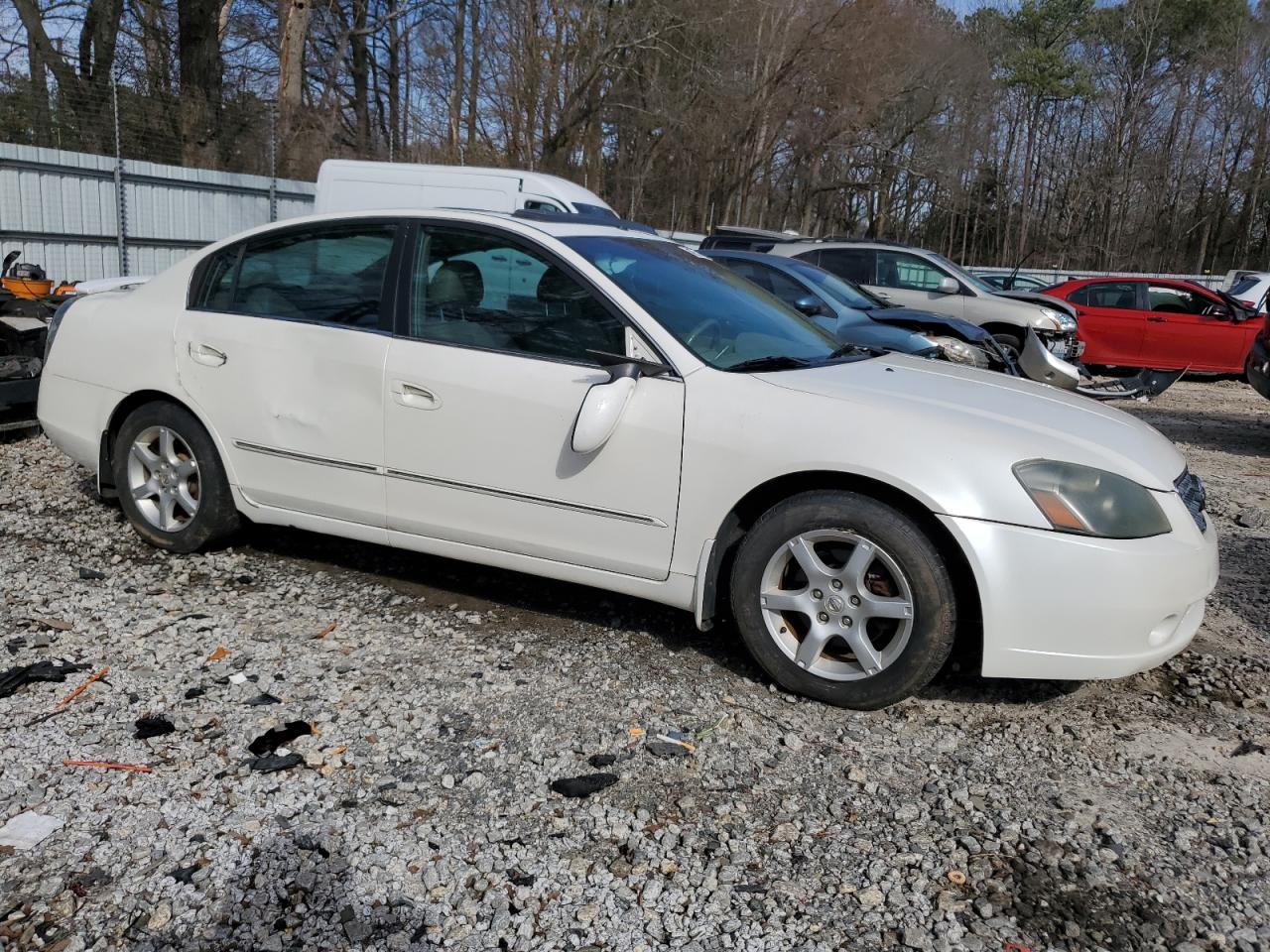 2005 Nissan Altima - Image 4