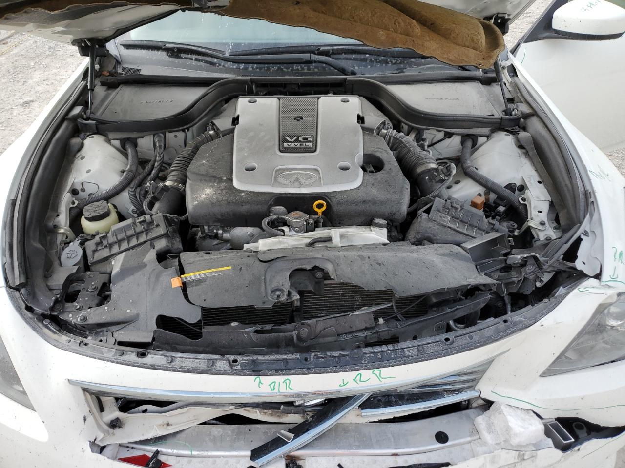 2012 Infiniti G - Image 11